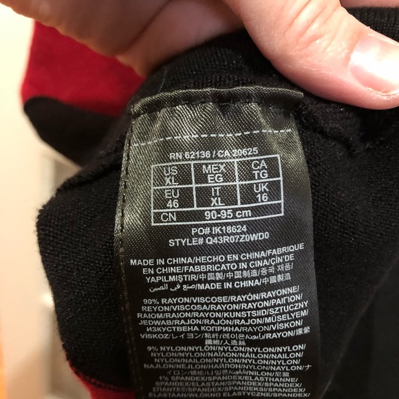 New without tags GUESS ❤️🖤 XL - Picture 6 of 7